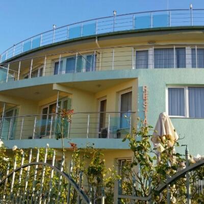 Family Hotel Coral Sozopol Exteriör bild