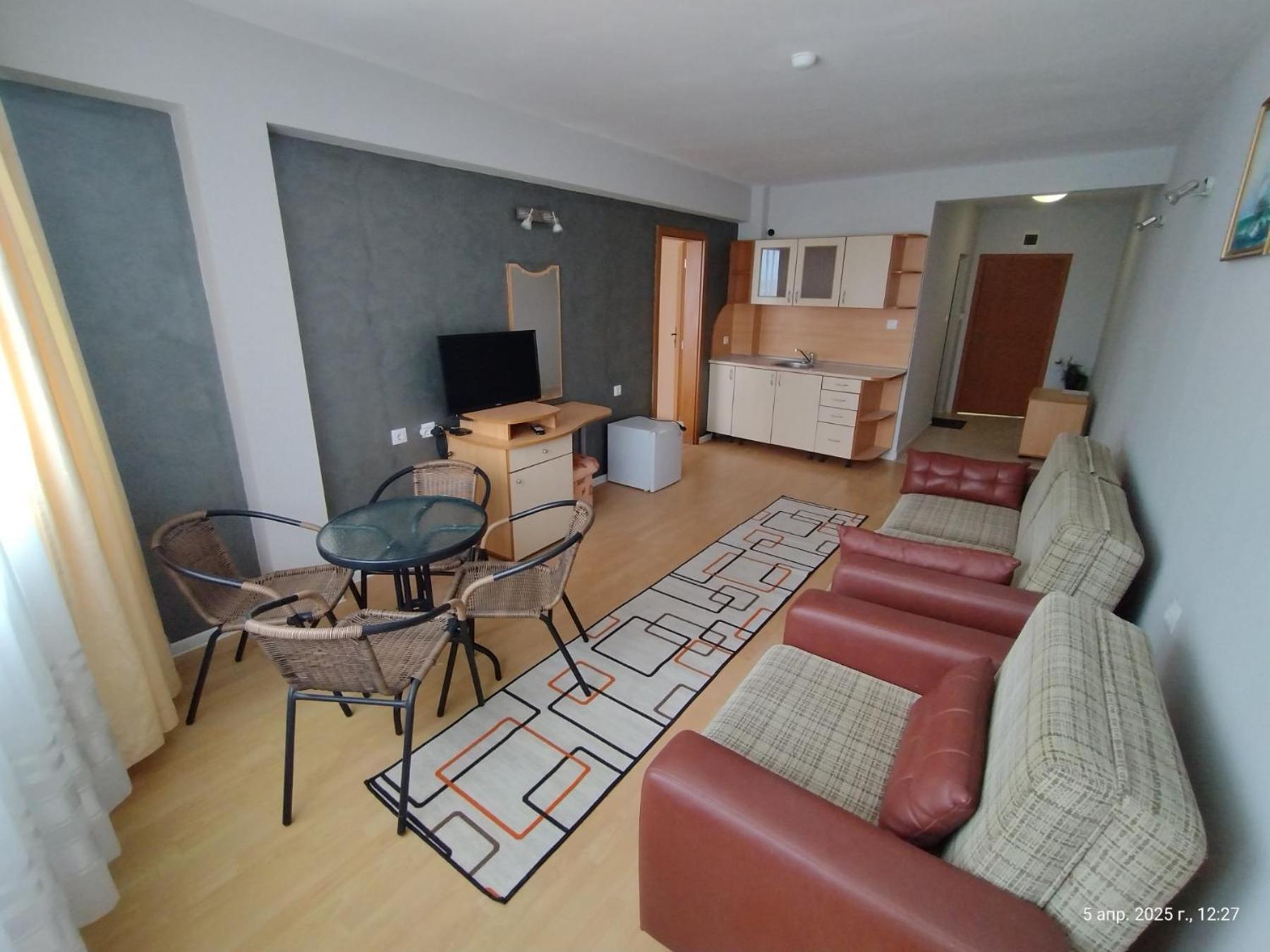 Family Hotel Coral Sozopol Exteriör bild